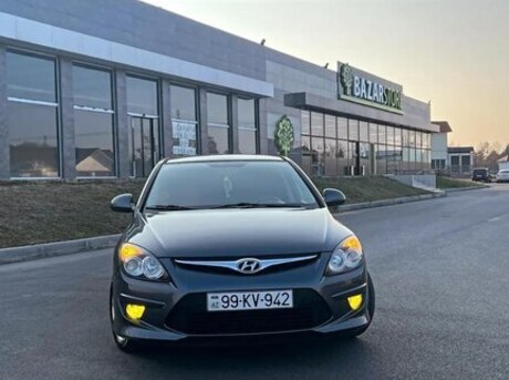 Hyundai i30 2011