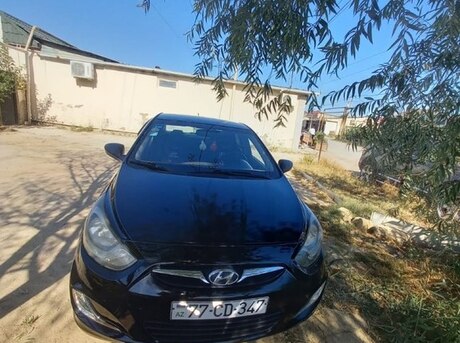 Hyundai Accent 2011