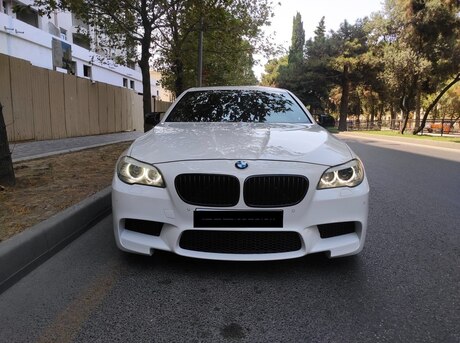 BMW 528