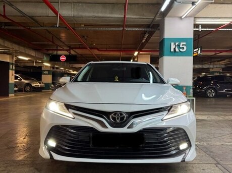 Toyota Camry 2018