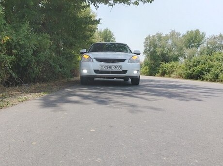 LADA (VAZ) Priora 2013