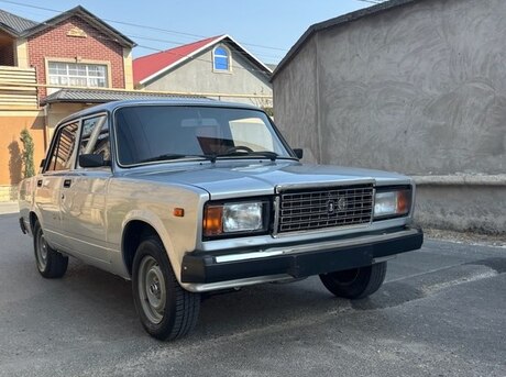 LADA (VAZ) 2107 2010