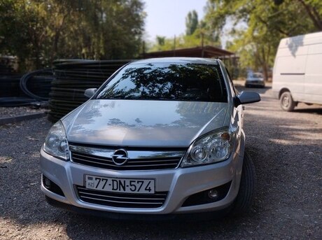 Opel Astra 2009