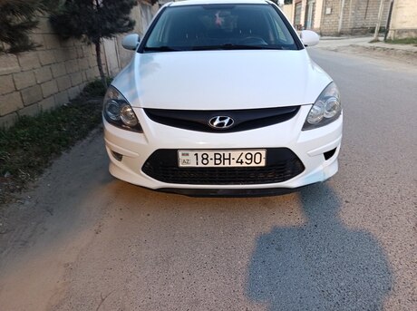 Hyundai i30 2010