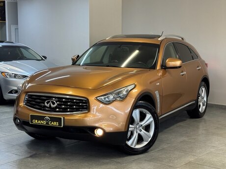 Infiniti FX35
