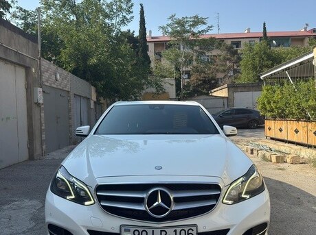 Mercedes E 220
