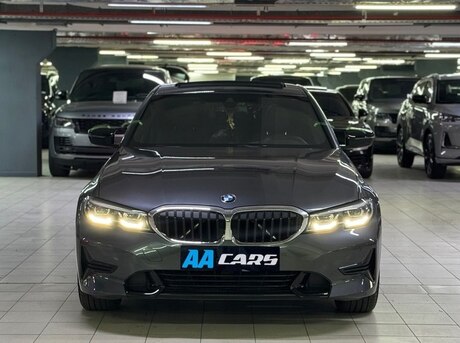 BMW 330e