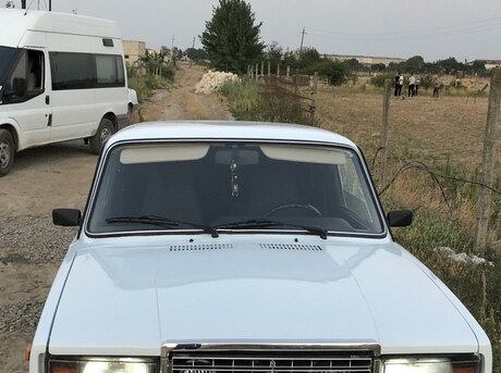 LADA (VAZ) 2107 2003