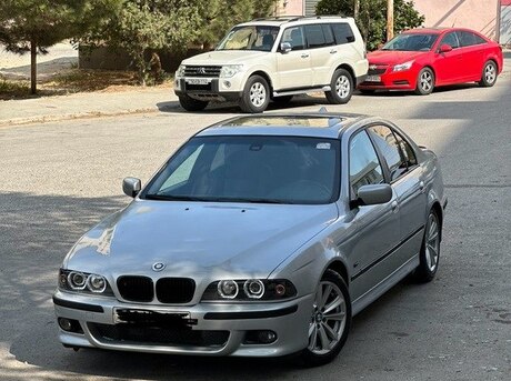 BMW 530 2003
