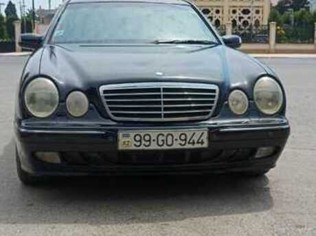 Mercedes E 240 2001