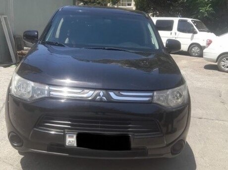 Mitsubishi Outlander 2013