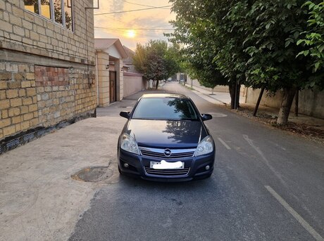 Opel Astra 2008