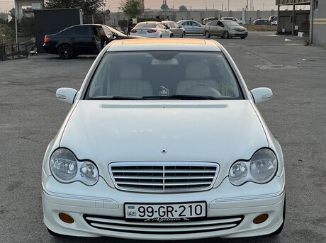 Mercedes C 280