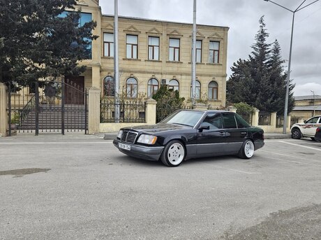 Mercedes E 220 1995