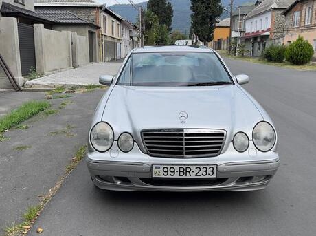 Mercedes E 280 2000