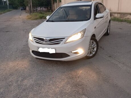 Changan Eado 2013