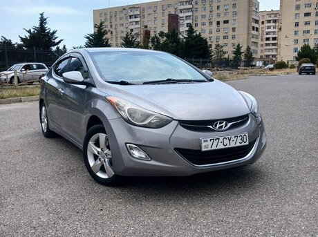 Hyundai Elantra 2013