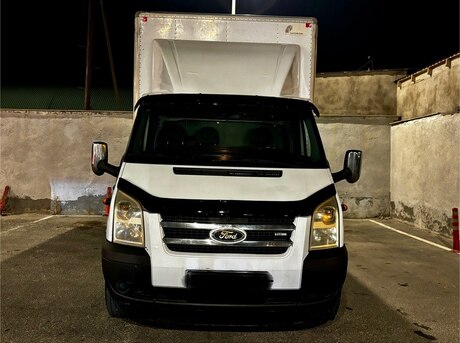 Ford Transit 2011