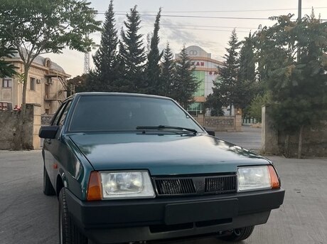 LADA (VAZ) 21099 2000