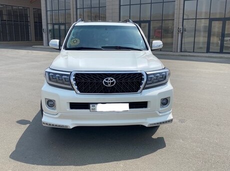 Toyota Land Cruiser 2010