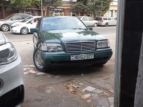 Mercedes C 200