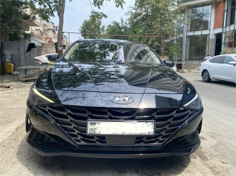 Hyundai Elantra 2021