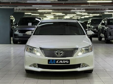Toyota Camry 2014