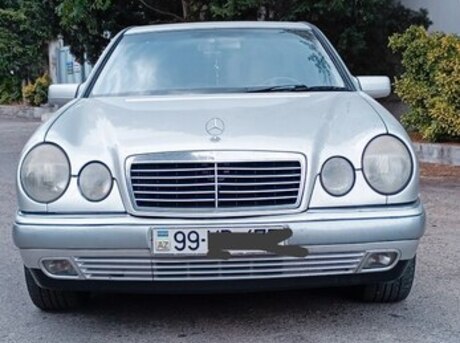 Mercedes E 240 1999