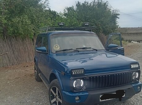 LADA (VAZ) Niva 2013