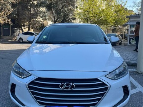 Hyundai Elantra 2017