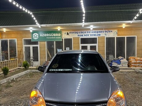 Opel Astra 2008