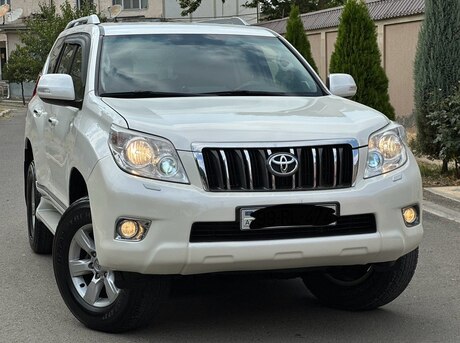 Toyota Land Cruiser Prado 2012