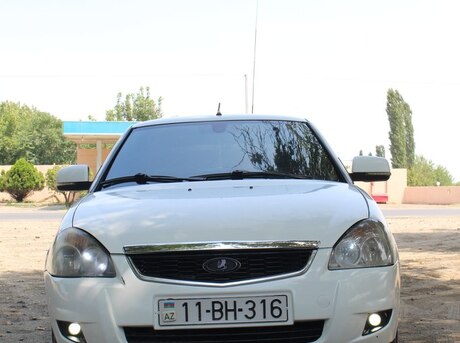 LADA (VAZ) Priora 2013