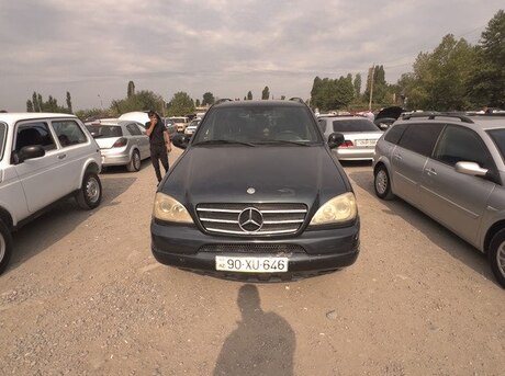 Mercedes ML 320 4MATIC 2000