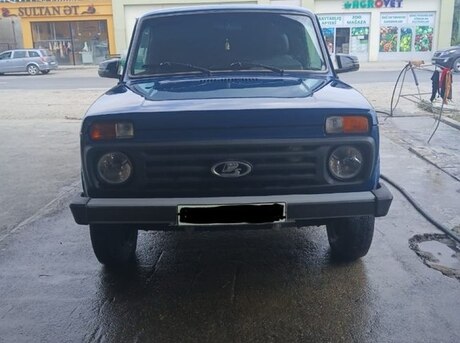 LADA (VAZ) Niva 2012