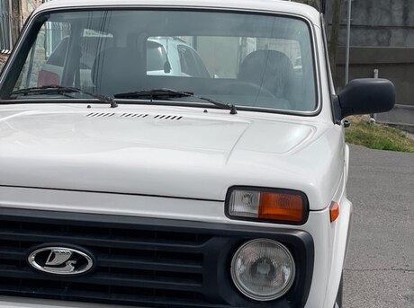 LADA (VAZ) Niva 1987