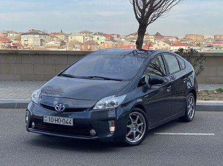 Toyota Prius 2012