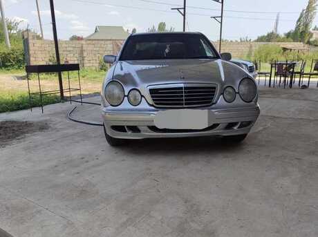 Mercedes E 220 d 1999