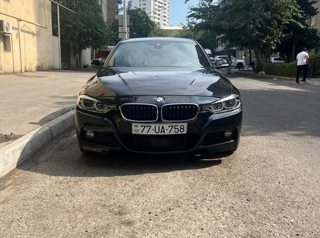 BMW 330 2018