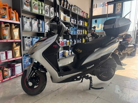 Grandmoto  2023