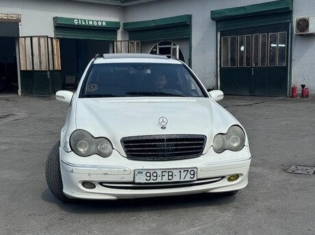 Mercedes C 220