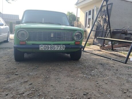 LADA (VAZ) 21011 1984
