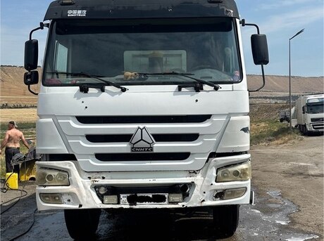 HOWO Sinotruk 2011