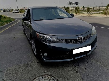 Toyota Camry 2012