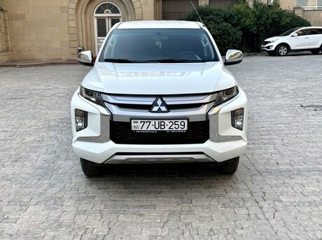 Mitsubishi L200 2022