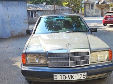 Mercedes 190 1989