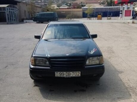 Mercedes C 180