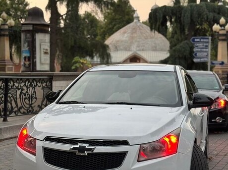 Chevrolet Cruze 2012