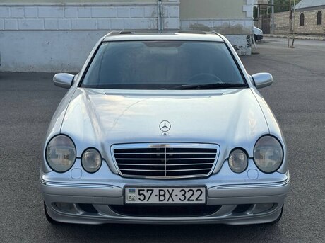 Mercedes E 220 d 2001