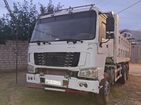 HOWO Sinotruk 2011